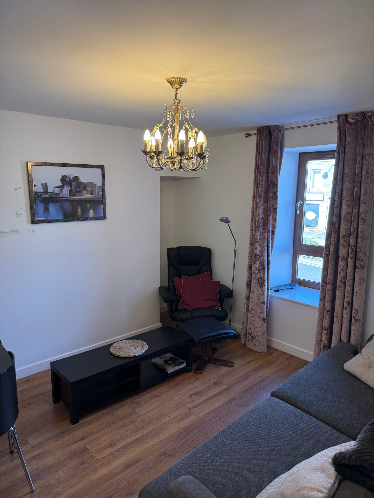 Stunning 1 Bed flat on Holburn Street