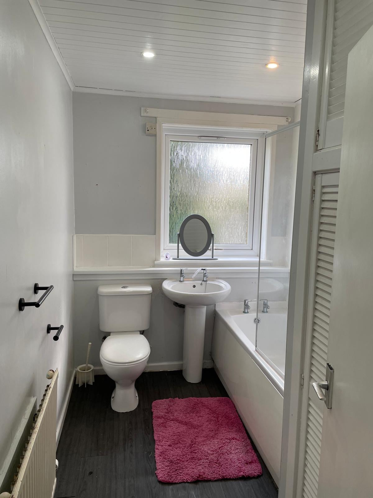 3 Double Bed Family Home