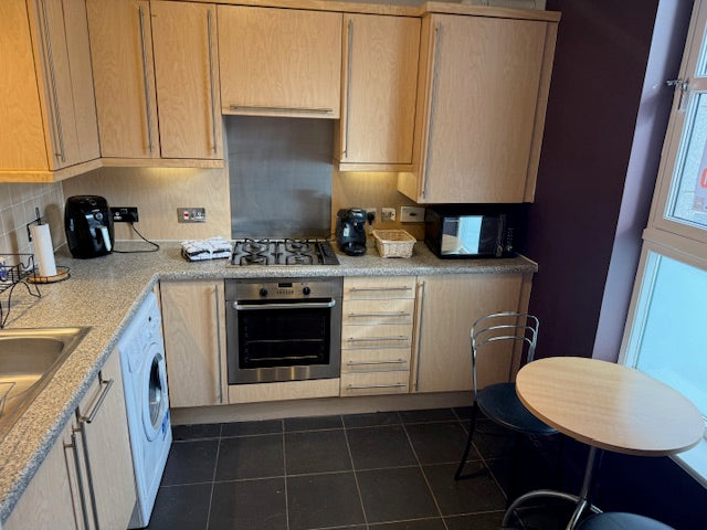 Fabulous 2 Bedroom 2 Bathroom City Centre Flat
