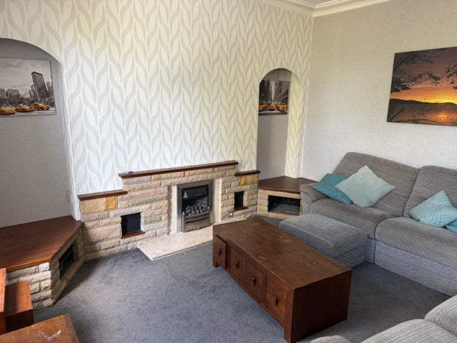 Large 3 Bedroom Flat in Leslie Terrace Aberdeen