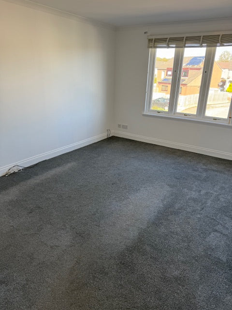 One Bedroom Flat in COVE