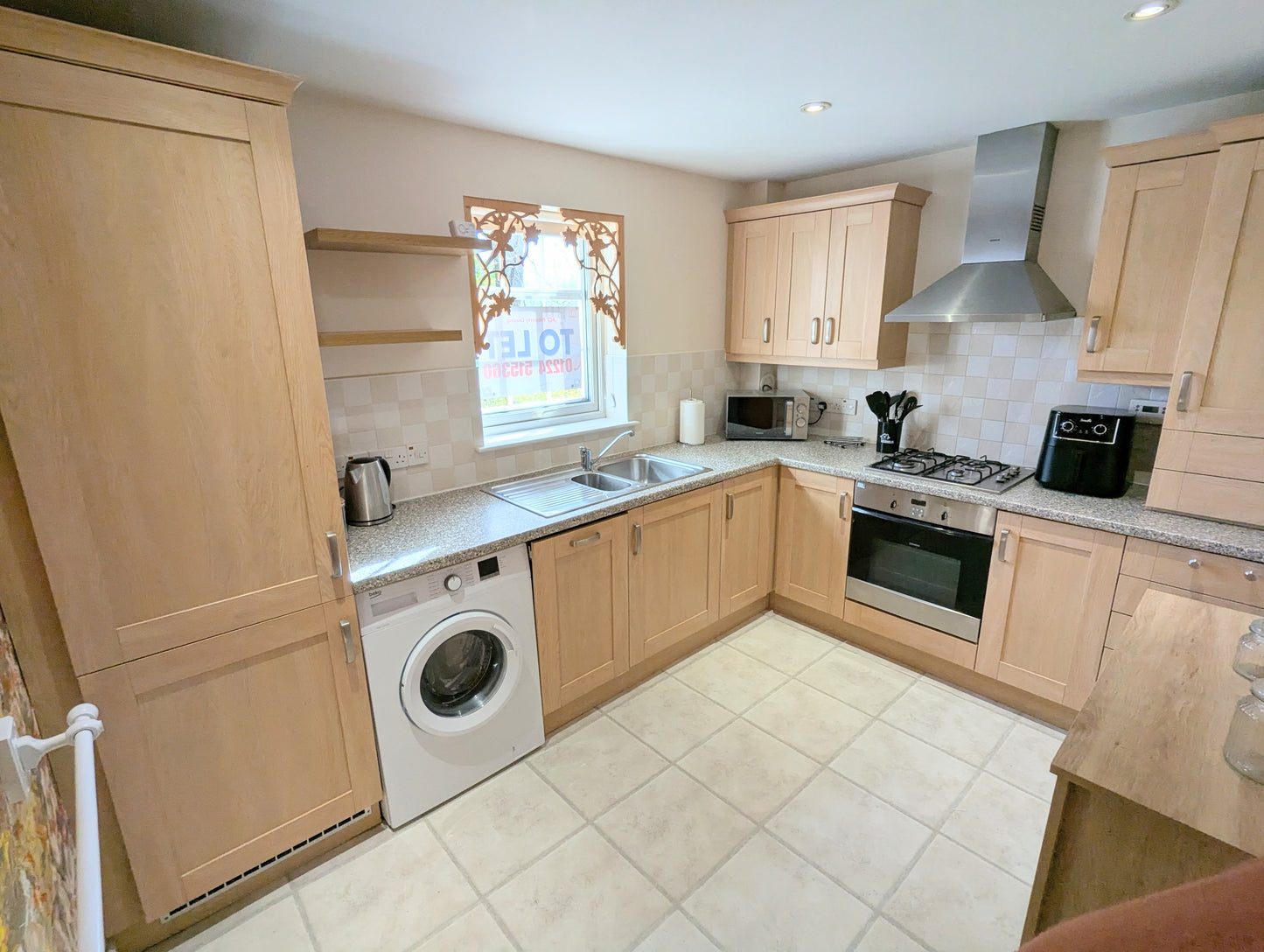 Wonderful Ground Floor Flat with Private Entrance