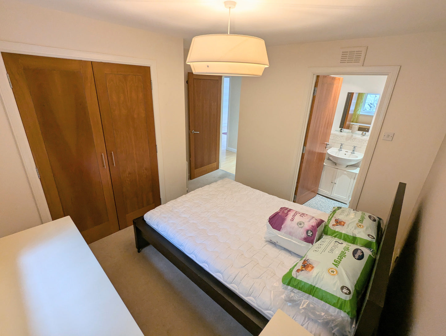 Wonderful Ground Floor Flat with Private Entrance