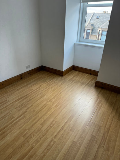 Large 3 Bed Flat Peterhead