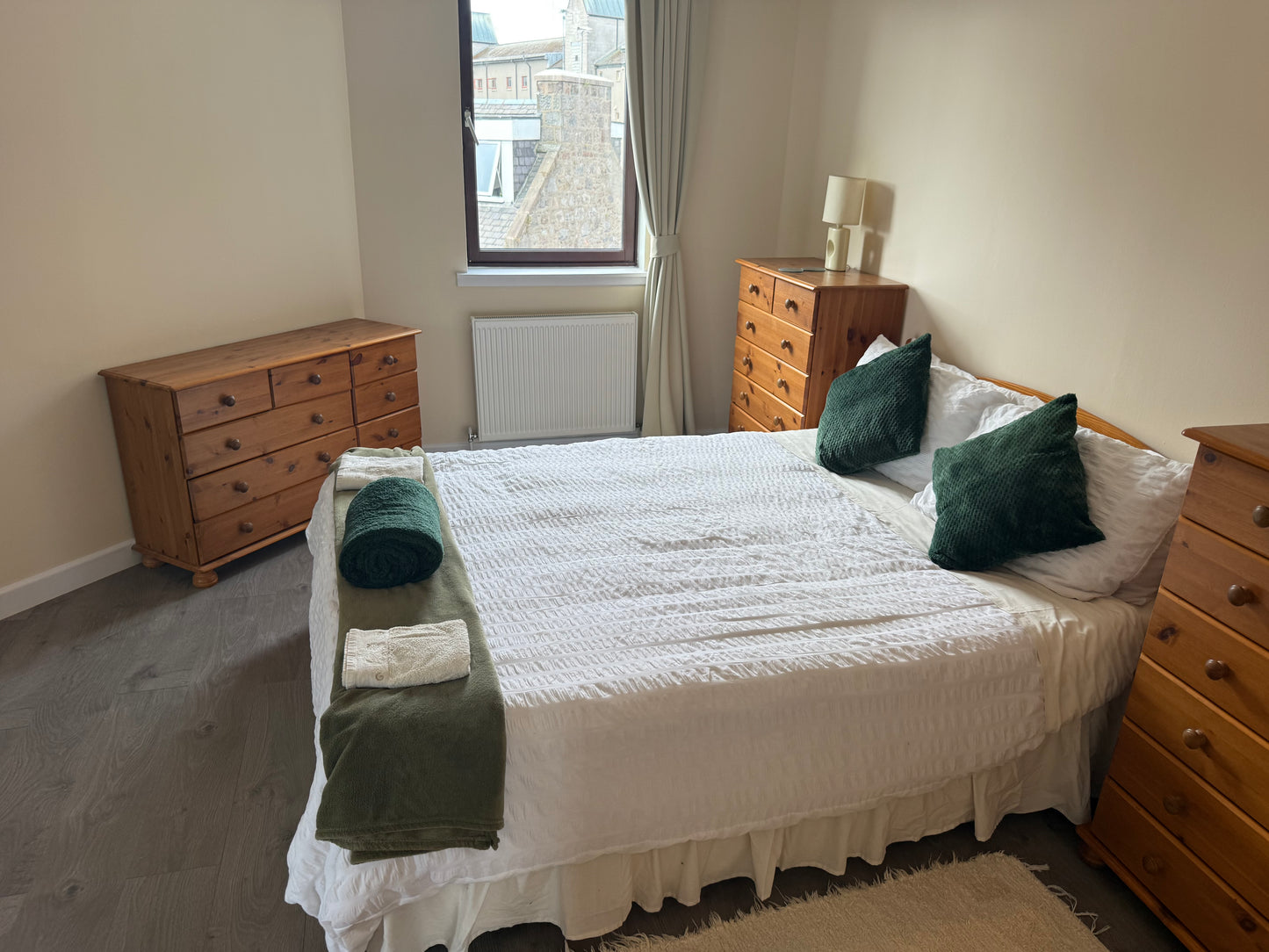 Large 2 Bedroom Flat City Centre
