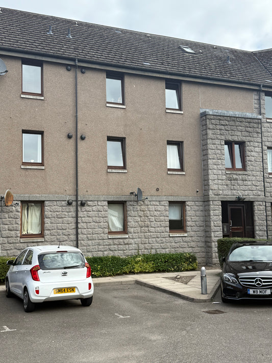 Large 2 Bedroom Flat City Centre