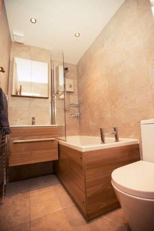 Well Kept 2 Bedroom Flat