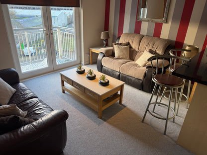 Incredible 2 Bedroom Top Floor with Balcony Flat