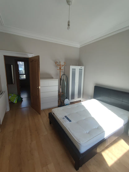 First Floor 2 Bed City Centre Flat
