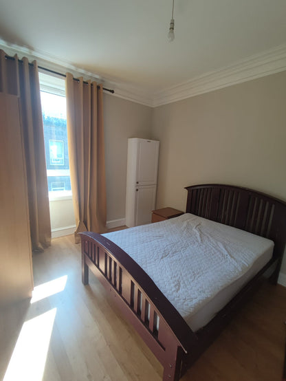 First Floor 2 Bed City Centre Flat