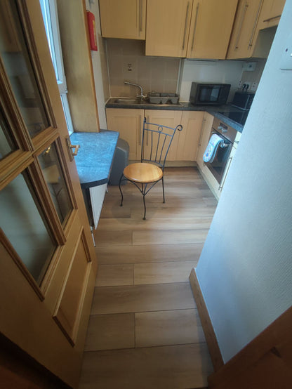 First Floor 2 Bed City Centre Flat