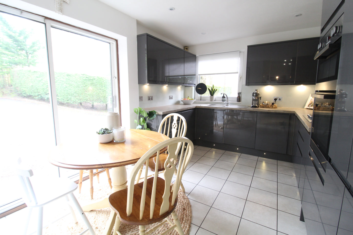 Stunning 3 Bed Detached Cottage