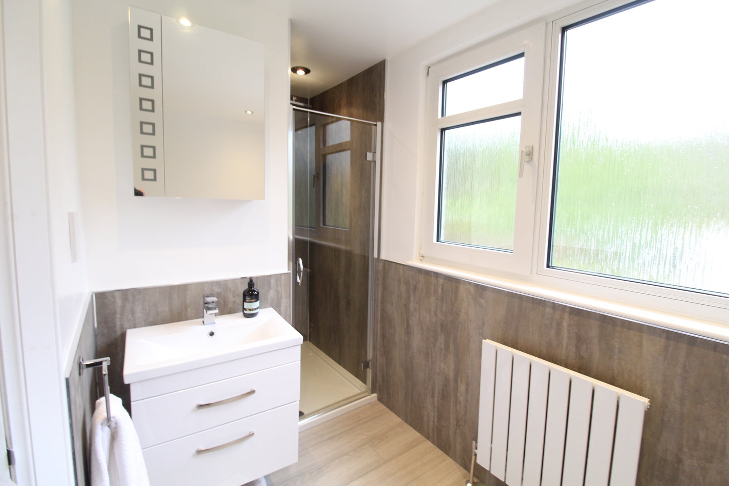 Stunning 3 Bed Detached Cottage