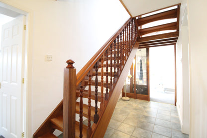 Stunning 3 Bed Detached Cottage