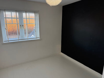 Amazing 4 Bed Family Home in Cove