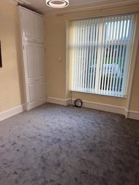 Fully Redecorated Beautiful 1 Bedroom Flat Ground Floor
