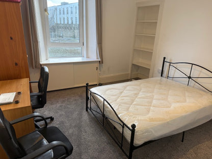 4 Bed HMO City Aberdeen Flat