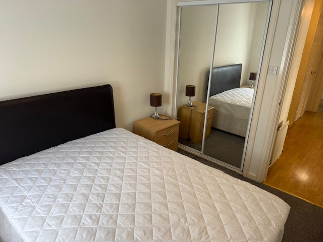 Ground Floor 2 Bedroom Beautiful Flat Summer Street