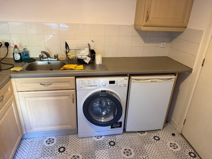 2 Bedroom City Centre Flat