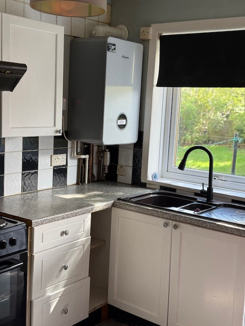 3 Double Bed Family Home