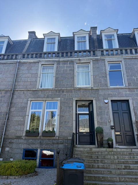 Top Floor 1 Bed Forest Road