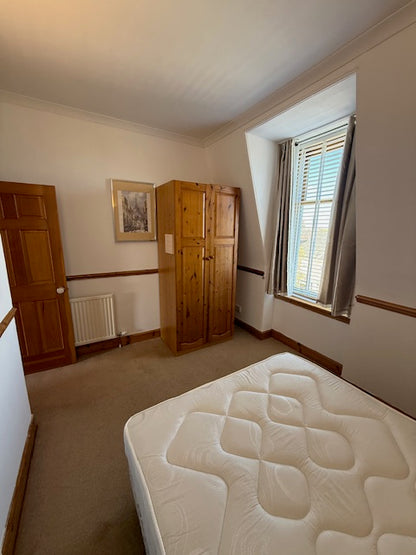Top Floor 1 Bed Forest Road