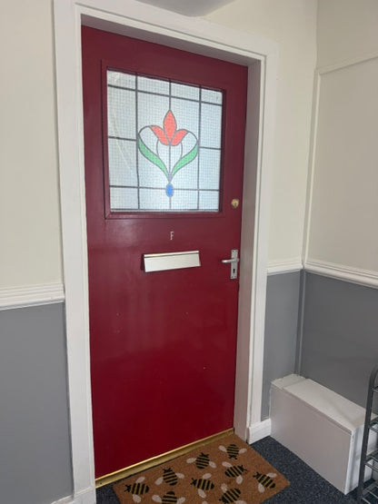 2 Bed Large Flat City Centre