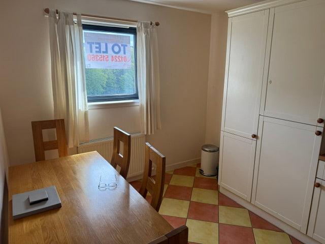 2 Bed Riverside View Flat