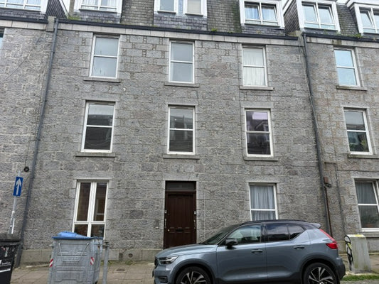 2 Bed Flat Ashvale Place
