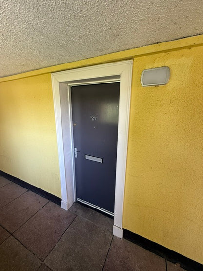 2 Bedroom Flat at Speckledwood Court Dundee