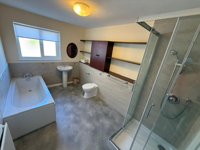 Large 3-Bedroom Granite Bungalow to Rent – Victoria Street, Dyce, Aberdeen