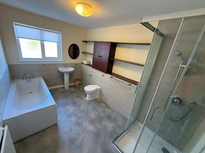 Large 3-Bedroom Granite Bungalow to Rent – Victoria Street, Dyce, Aberdeen