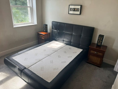 Stunning 2 Bedroom Ground Floor Flat on Kings Gate