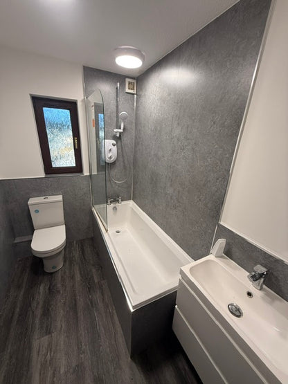 2 Bedroom Ground Floor Flat 10 Craig Park, Altens Aberdeen
