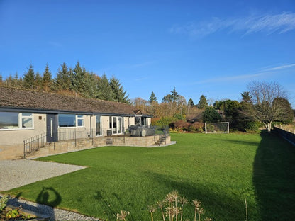 STUNNING 4 Bedroom Detached House in Milltimber