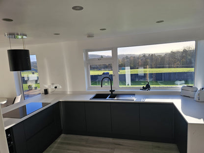 STUNNING 4 Bedroom Detached House in Milltimber