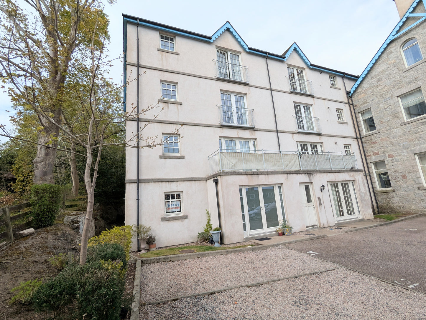 2 Bedroom Ground Floor Flat Peterculter