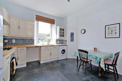 One Bed Flat Sunnyside Road